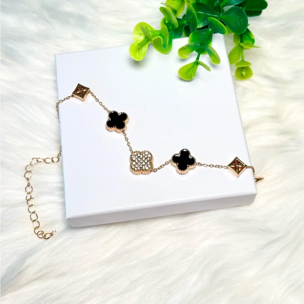 Gold Plated Black Clover Bracelet With Cluster Stones - Picture 3 of 8
